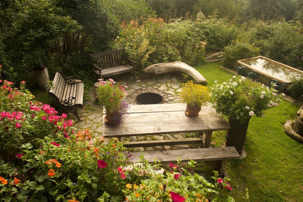 Brigitte'S Bavarian Bed Und Breakfast Millers Landing Exteriör bild