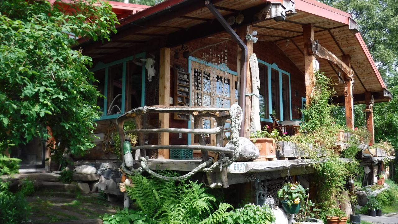 Brigitte'S Bavarian Bed Und Breakfast Millers Landing Exteriör bild
