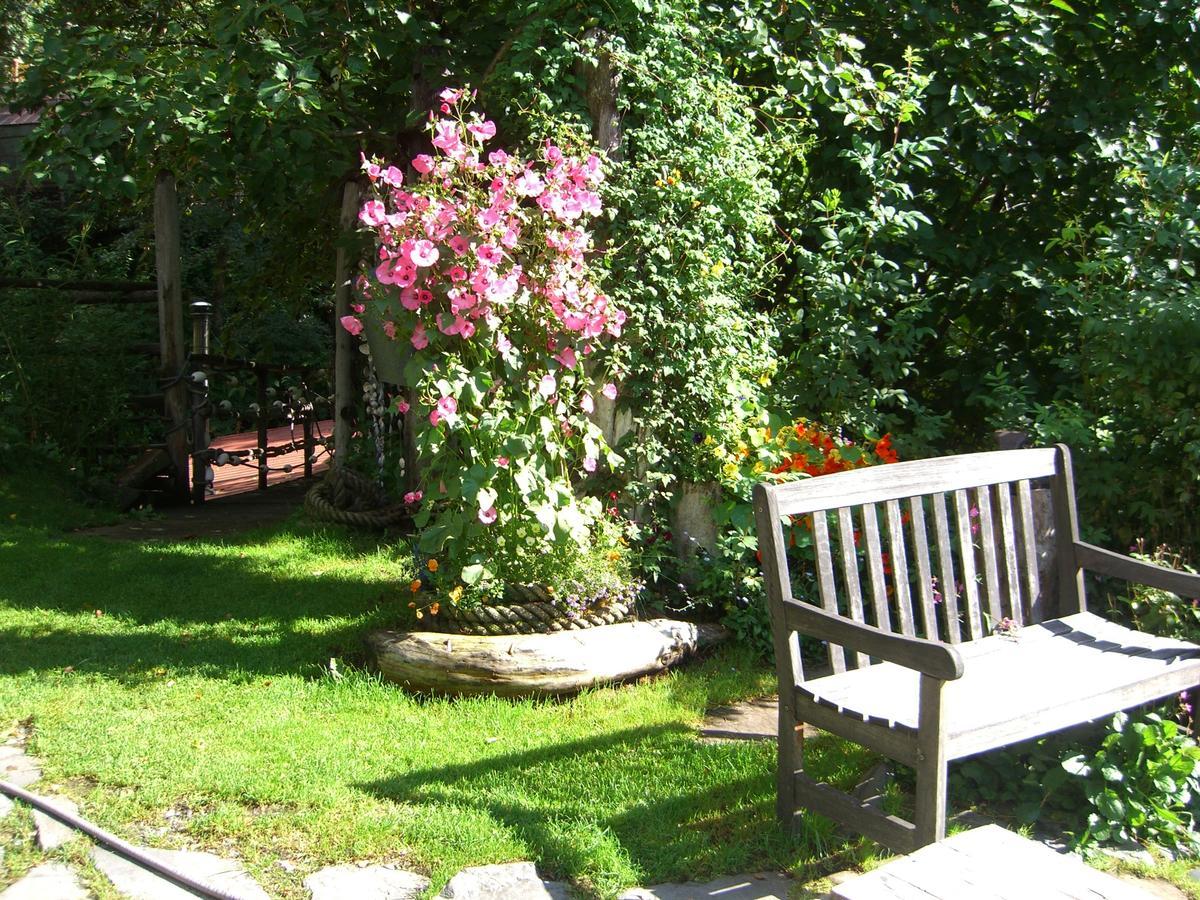 Brigitte'S Bavarian Bed Und Breakfast Millers Landing Exteriör bild