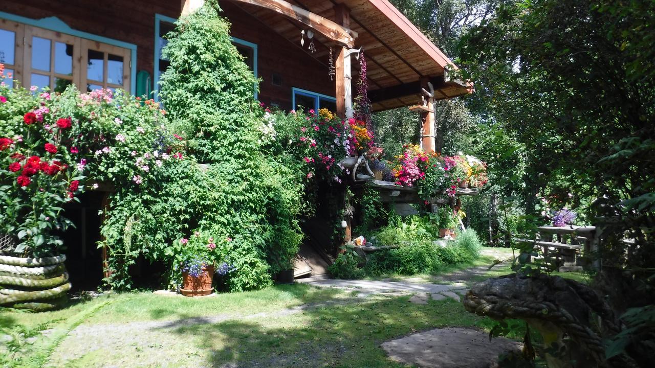 Brigitte'S Bavarian Bed Und Breakfast Millers Landing Exteriör bild