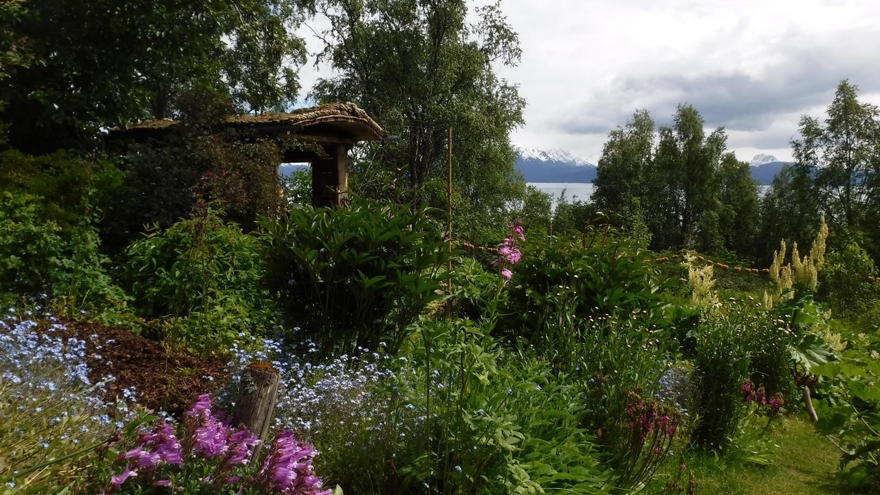 Brigitte'S Bavarian Bed Und Breakfast Millers Landing Exteriör bild