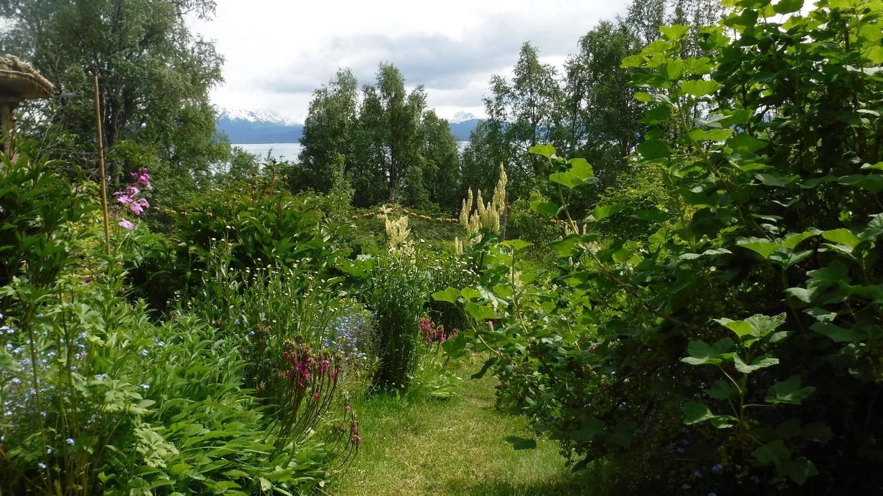 Brigitte'S Bavarian Bed Und Breakfast Millers Landing Exteriör bild