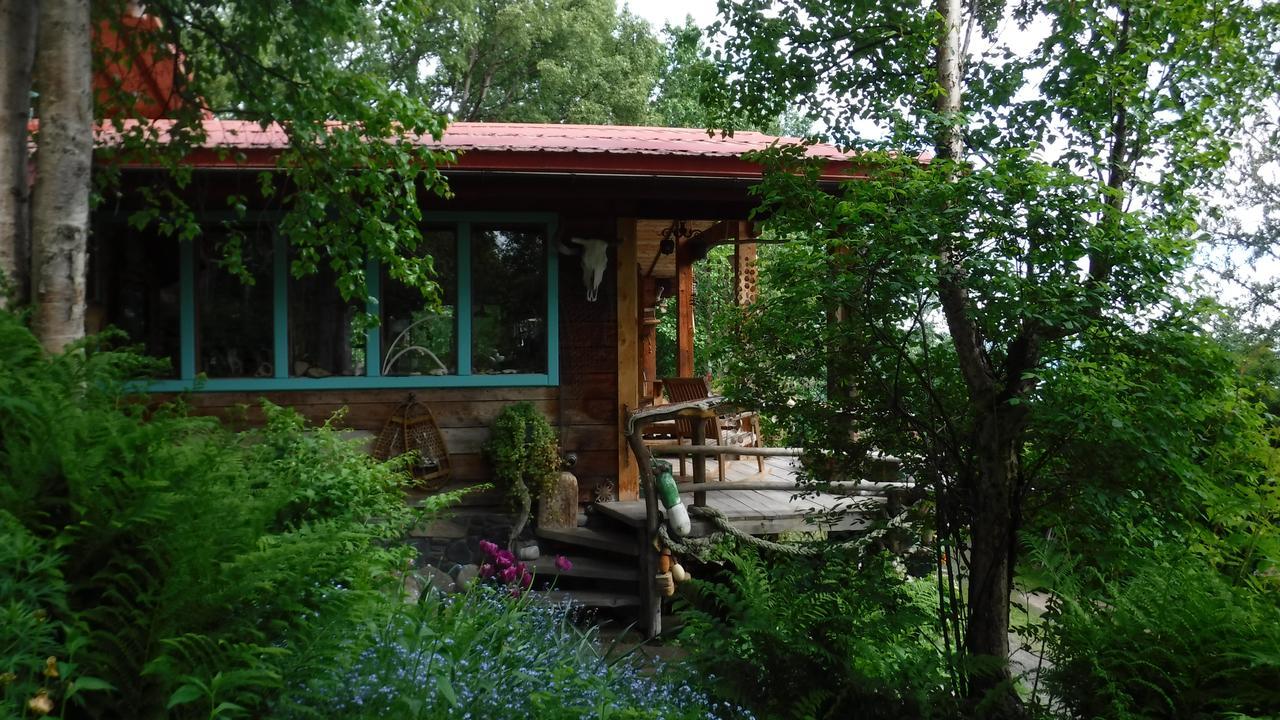 Brigitte'S Bavarian Bed Und Breakfast Millers Landing Exteriör bild
